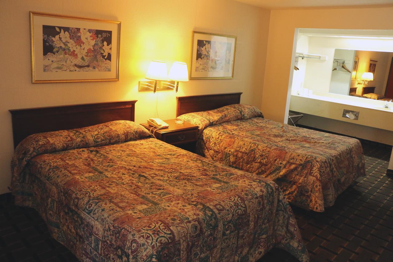 Bed Ford Inn Erie Extérieur photo